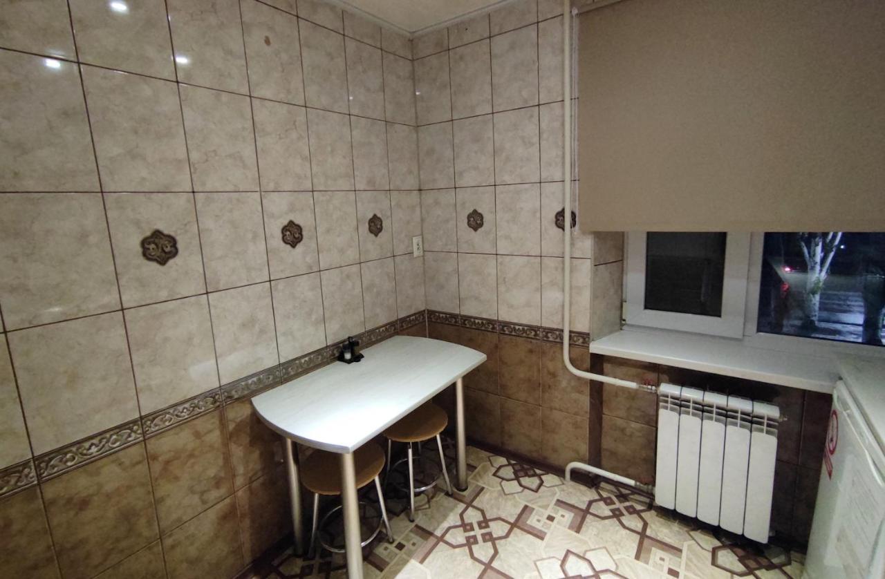 Апартаменты В Центре Металлургов 27 Kr Apartments Krivoy Rog Luaran gambar