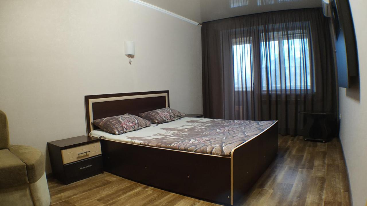 Апартаменты В Центре Металлургов 27 Kr Apartments Krivoy Rog Luaran gambar